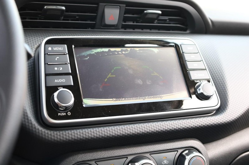 Nissan Kicks Play Vehicle Image 14