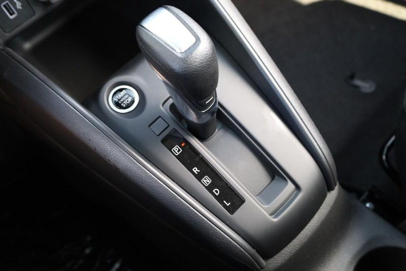 Nissan Kicks Play Vehicle Image 17