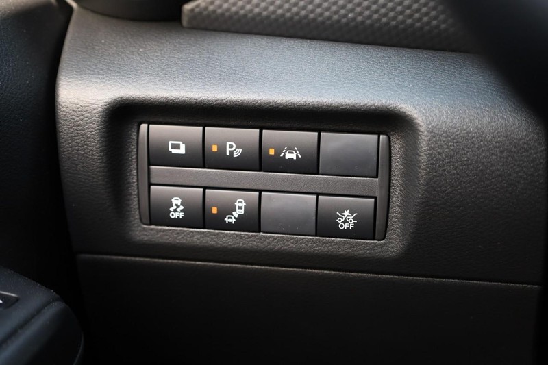 Nissan Kicks Play Vehicle Image 20