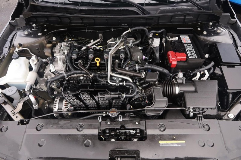 Nissan Altima Vehicle Image 25