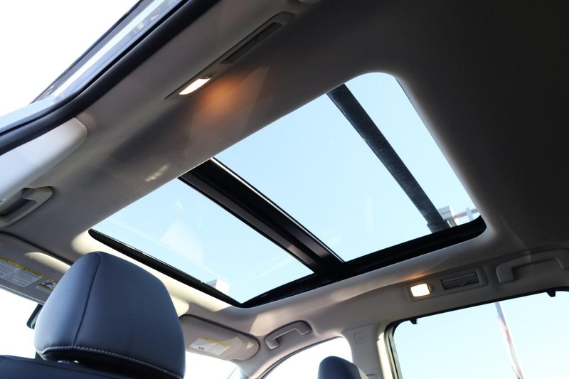 Nissan Pathfinder Vehicle Image 12