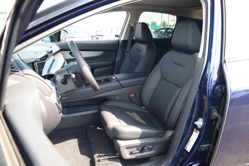 Nissan Murano Vehicle Image 09