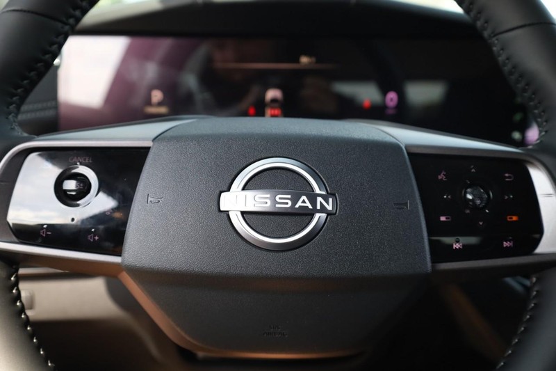 Nissan Murano Vehicle Image 10
