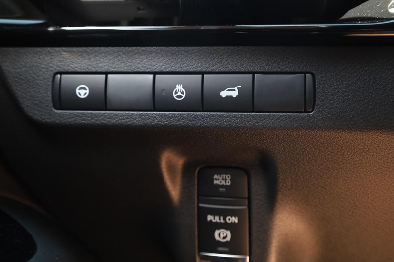 Nissan Murano Vehicle Image 21