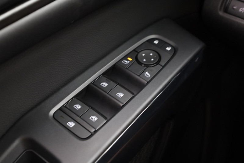 Nissan Pathfinder Vehicle Image 20