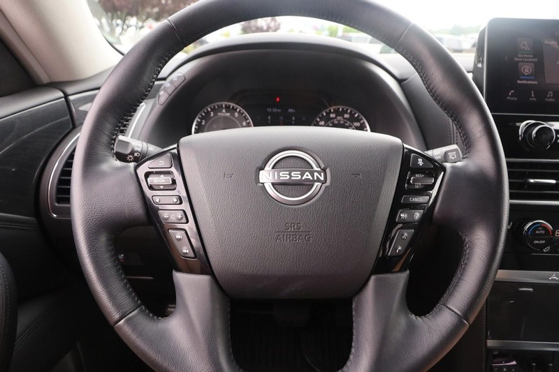 Nissan Armada Vehicle Image 11