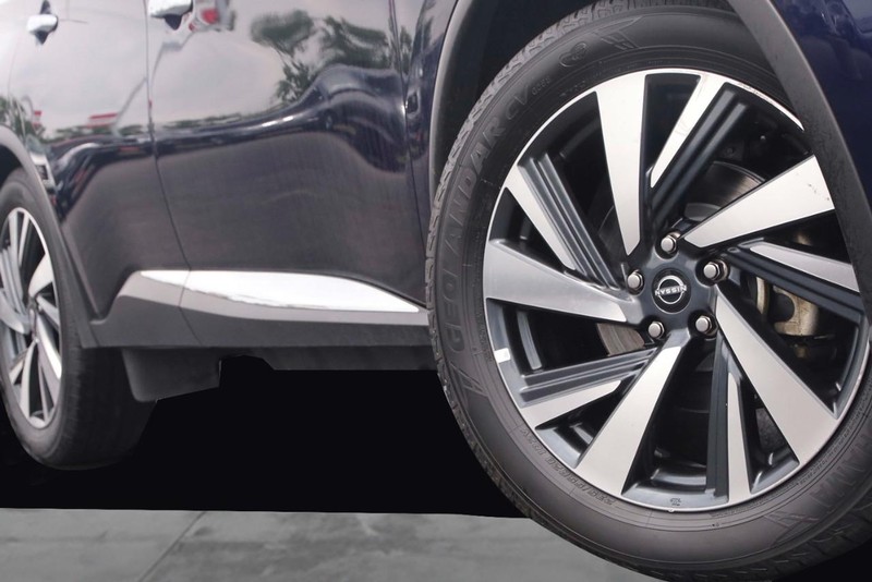 Nissan Murano Vehicle Image 03