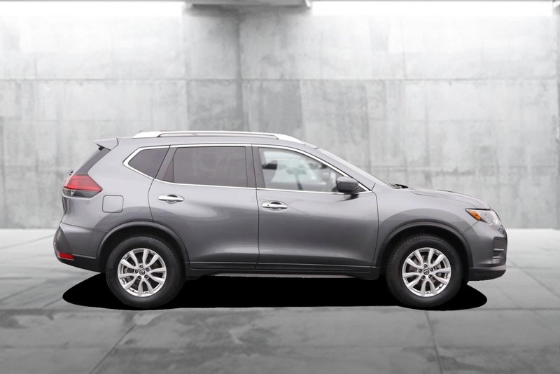 Nissan Rogue Vehicle Image 05
