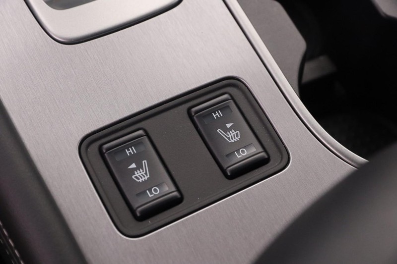Nissan Murano Vehicle Image 18