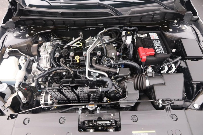 Nissan Altima Vehicle Image 26