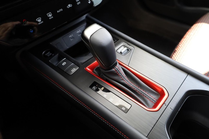 Nissan Kicks Vehicle Image 18
