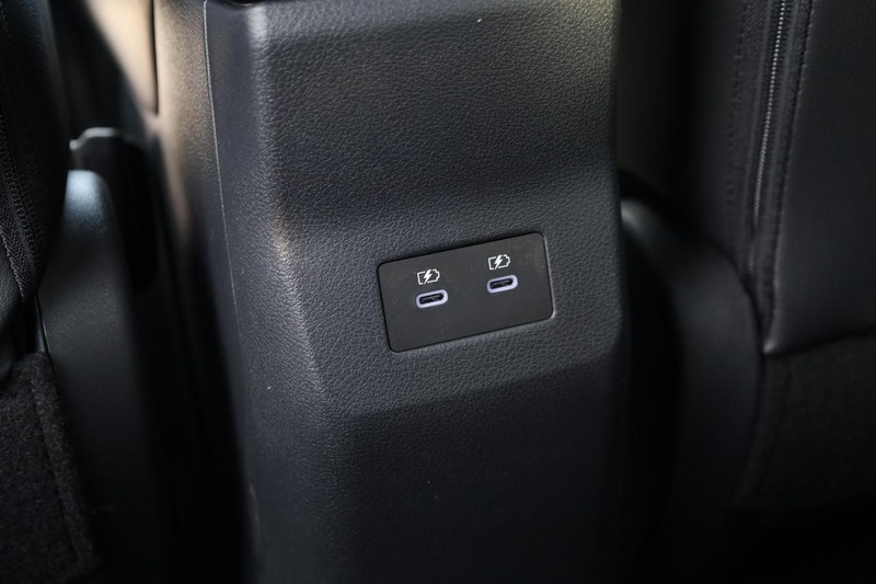 Nissan Kicks Vehicle Image 21