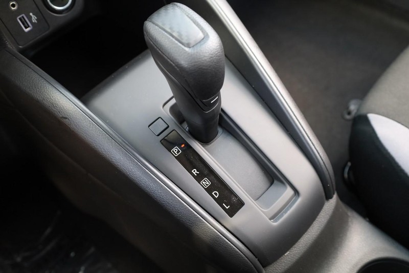 Nissan Versa Vehicle Image 15