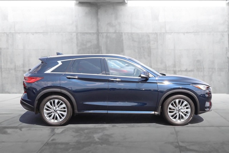 INFINITI QX50 Vehicle Image 05