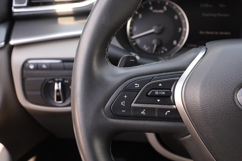INFINITI QX50 Vehicle Image 13