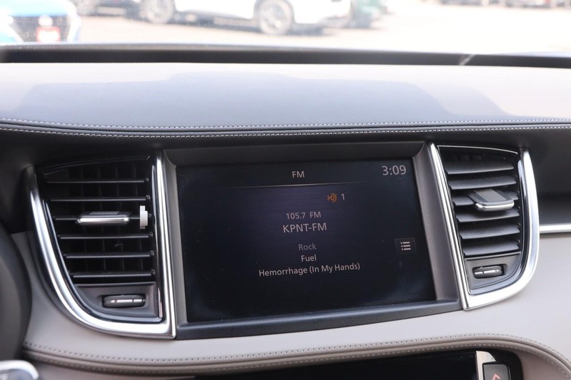 INFINITI QX50 Vehicle Image 17