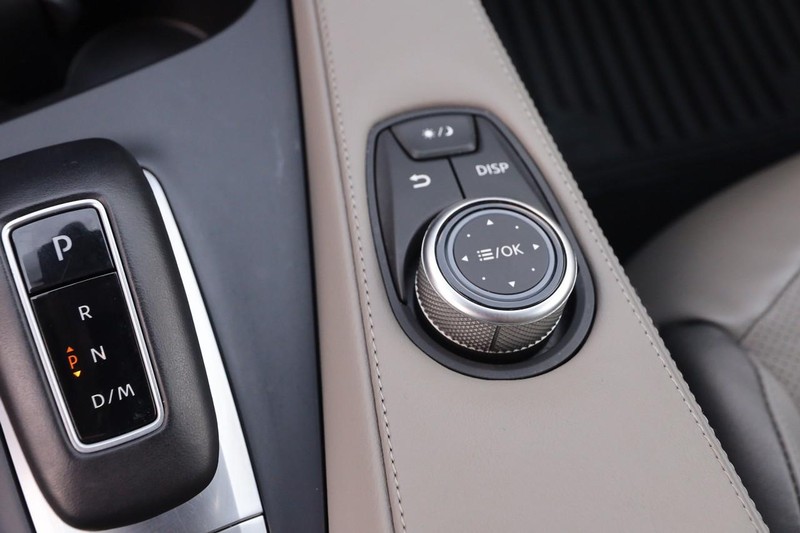 INFINITI QX50 Vehicle Image 21
