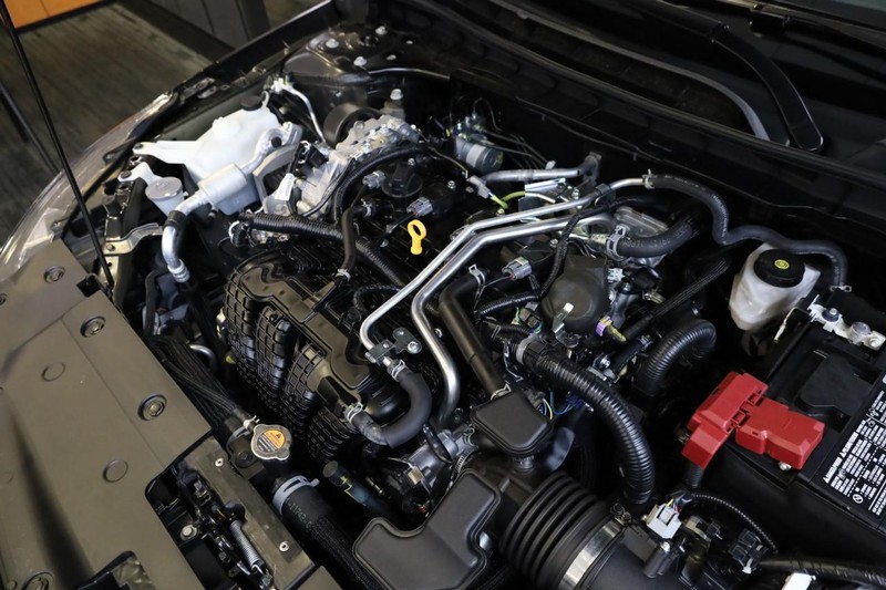 Nissan Altima Vehicle Image 21