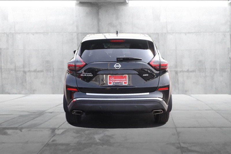 Nissan Murano Vehicle Image 06