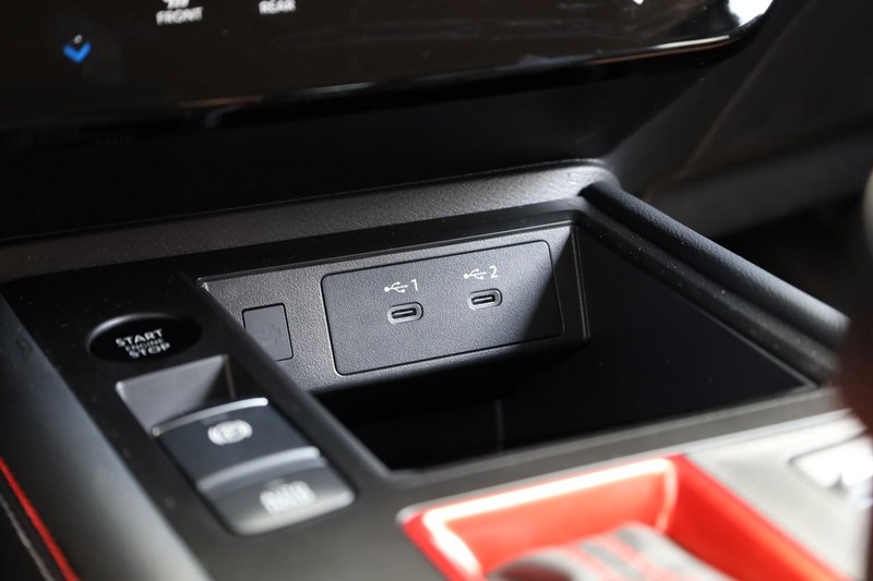 Nissan Kicks Vehicle Image 17