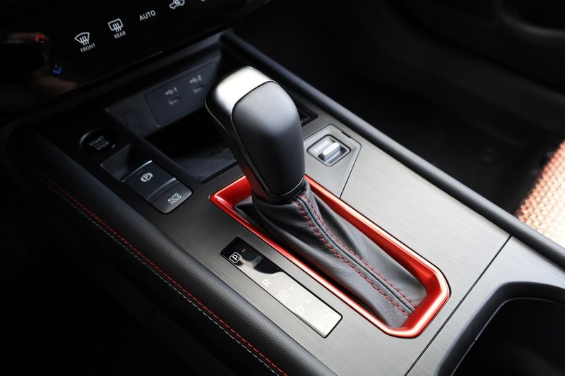 Nissan Kicks Vehicle Image 18