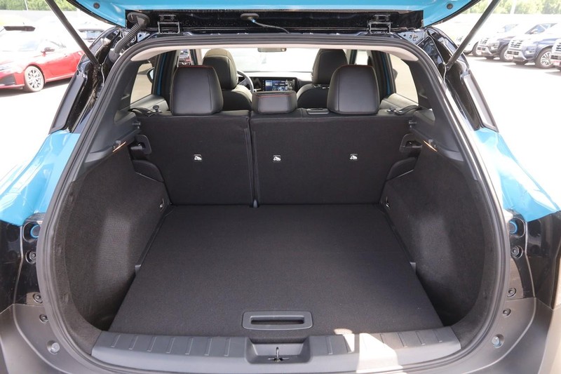 Nissan Kicks Vehicle Image 07