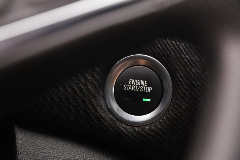 Chevrolet Malibu Vehicle Image 13