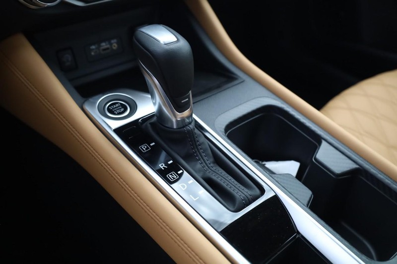 Nissan Sentra Vehicle Image 23