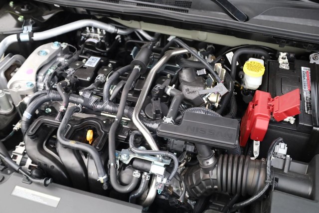 Nissan Sentra Vehicle Image 26