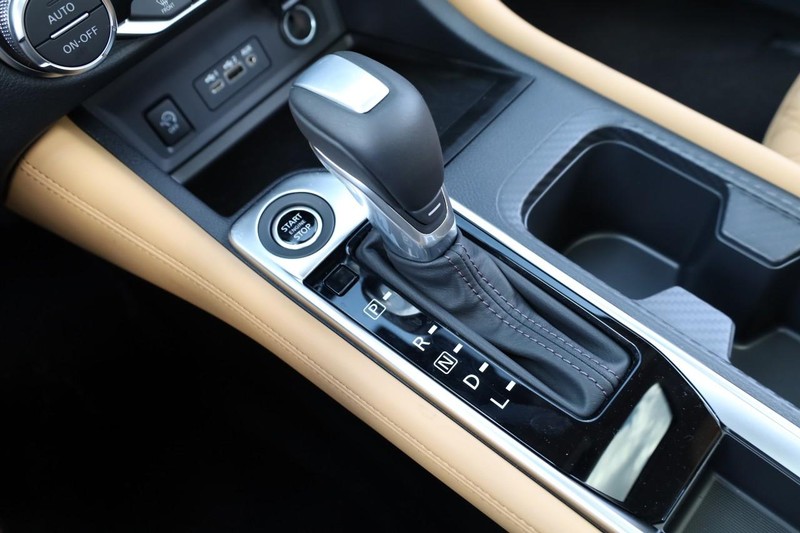 Nissan Sentra Vehicle Image 16