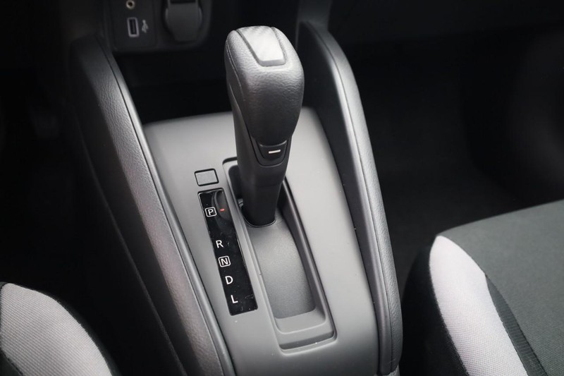 Nissan Versa Vehicle Image 22