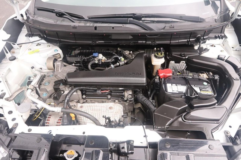 Nissan Rogue Vehicle Image 25