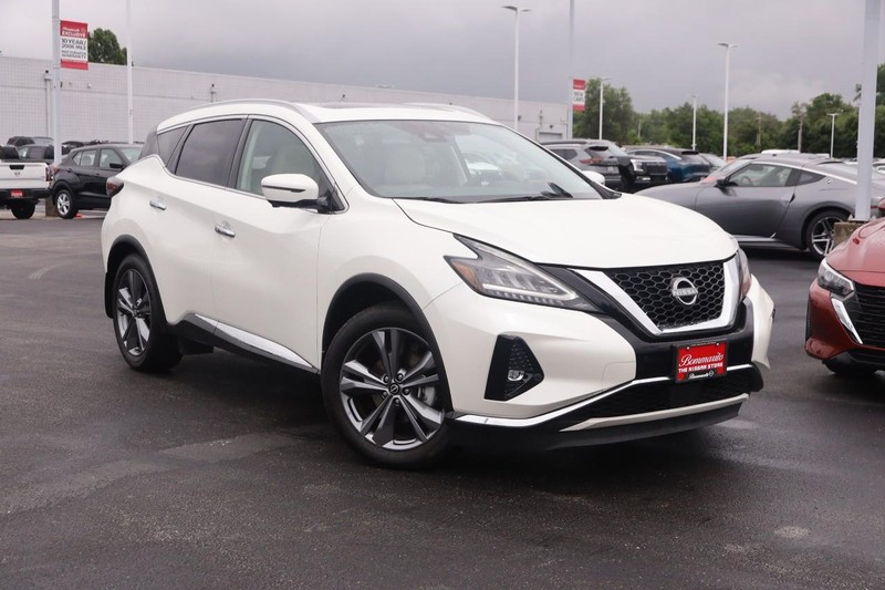 Nissan Murano Vehicle Image 02