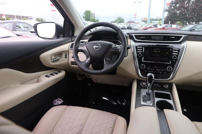 Nissan Murano Vehicle Image 23