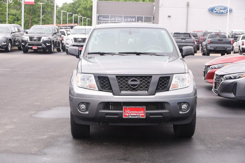 Nissan Frontier Vehicle Image 04