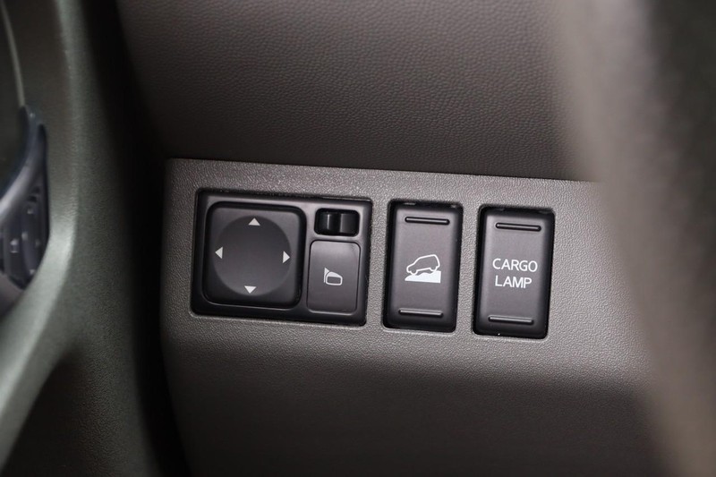 Nissan Frontier Vehicle Image 19