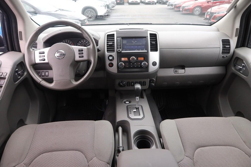 Nissan Frontier Vehicle Image 20