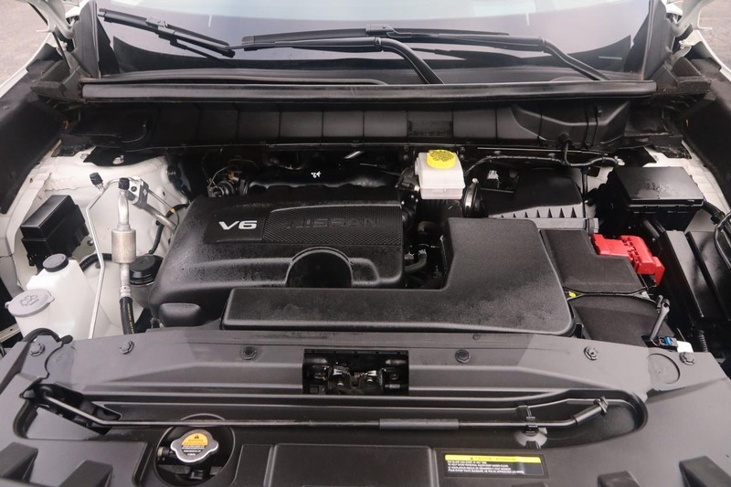 Nissan Pathfinder Vehicle Image 30