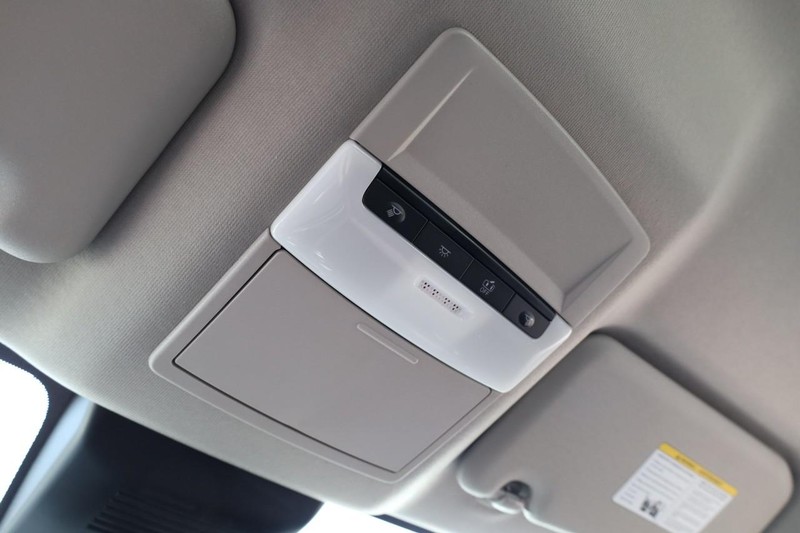 Nissan Sentra Vehicle Image 17