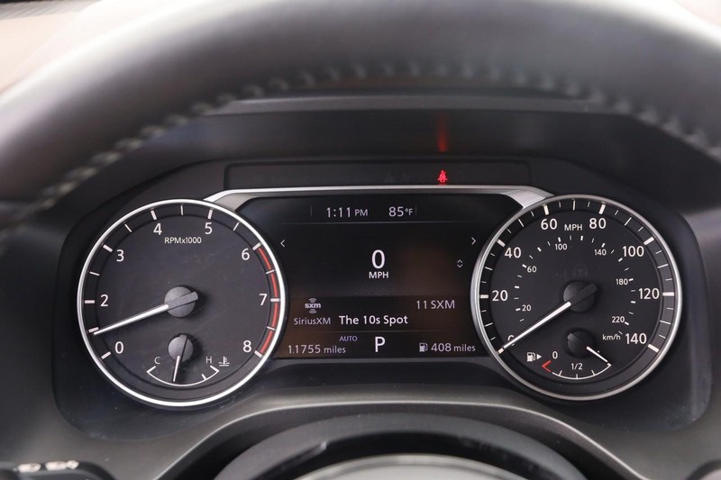 Nissan Rogue Vehicle Image 13