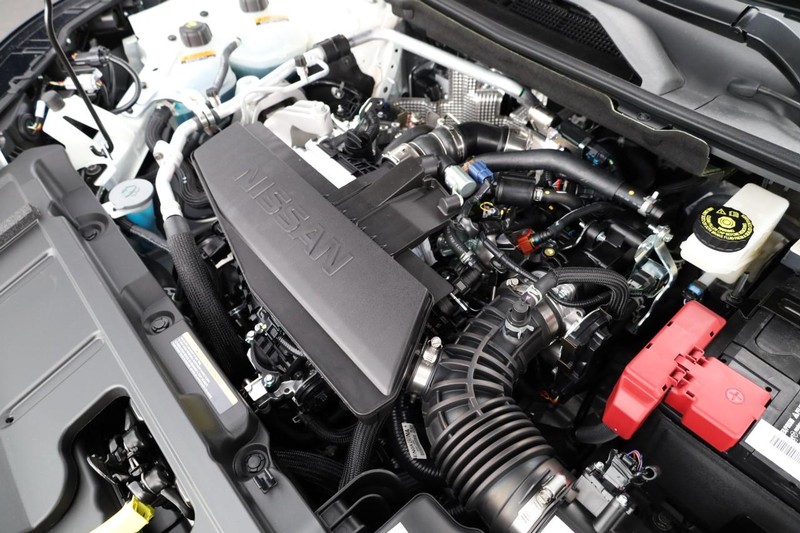 Nissan Rogue Vehicle Image 26
