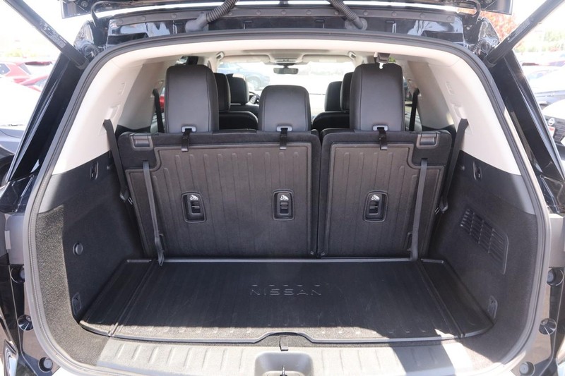 Nissan Pathfinder Vehicle Image 08