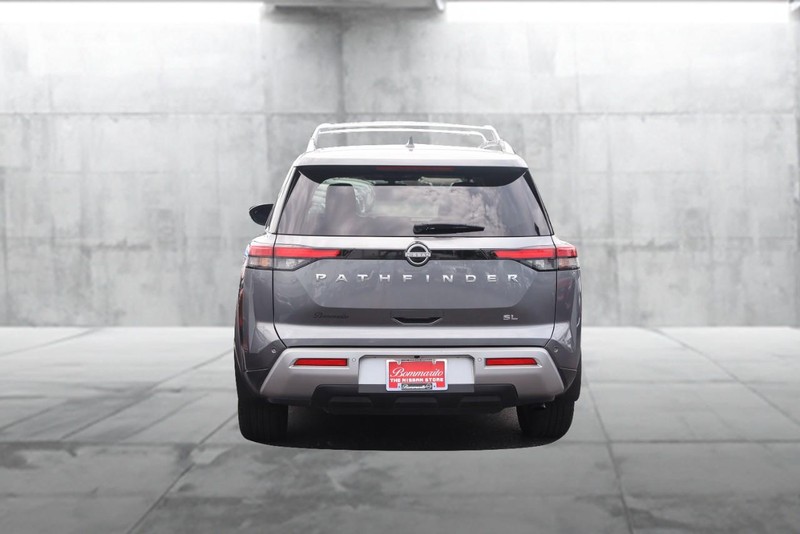 Nissan Pathfinder Vehicle Image 06