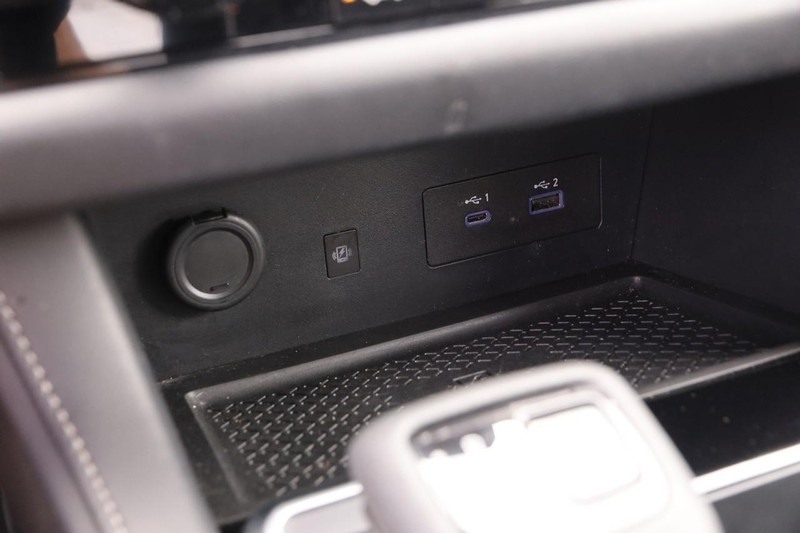 Nissan Pathfinder Vehicle Image 22