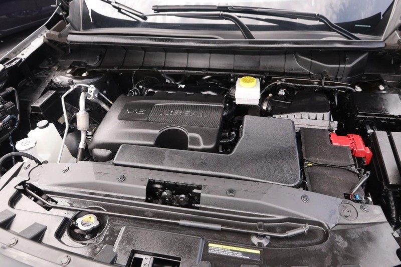 Nissan Pathfinder Vehicle Image 30
