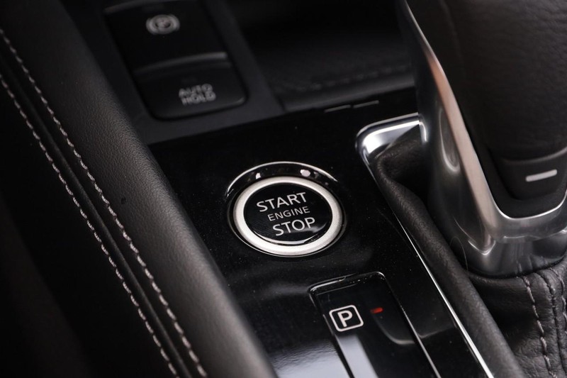 Nissan Kicks Vehicle Image 17