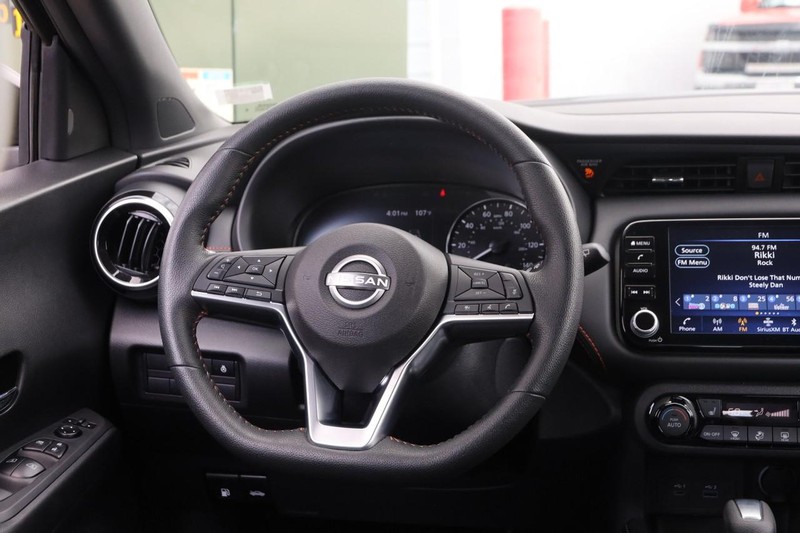 Nissan Kicks Vehicle Image 20