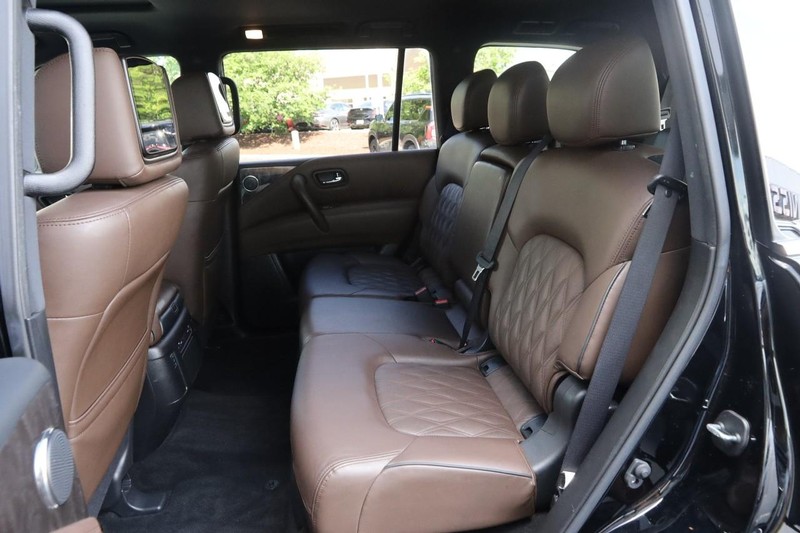 Nissan Armada Vehicle Image 11