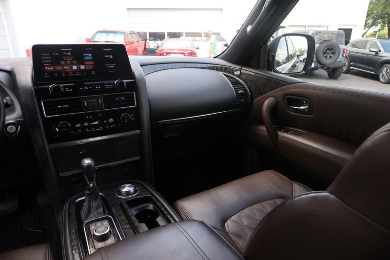 Nissan Armada Vehicle Image 27