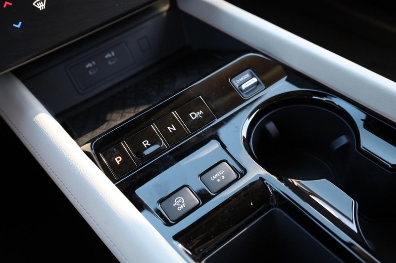 Nissan Murano Vehicle Image 20